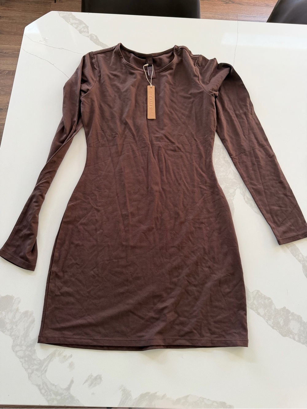 Chic SKIMS Smooth Layers Crewneck Mini Dress - Espresso, Size S